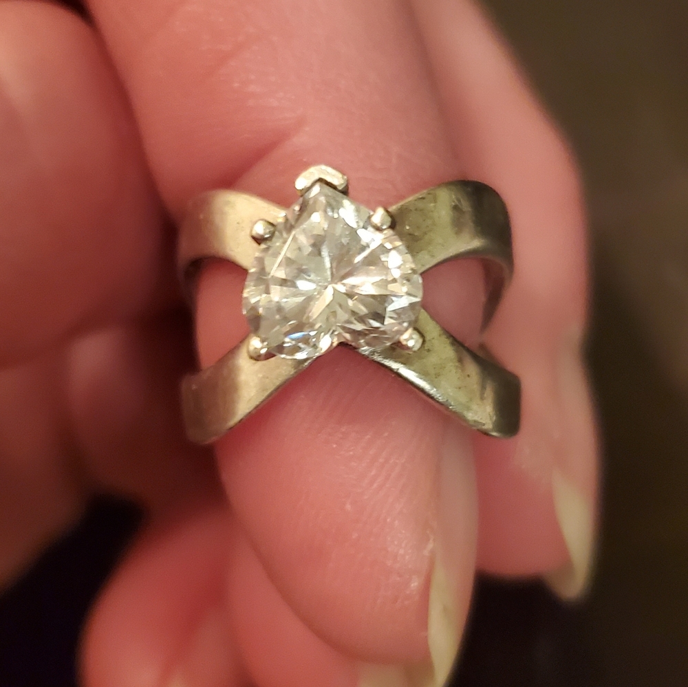 Sterling silver heart ring - Picture 7 of 7